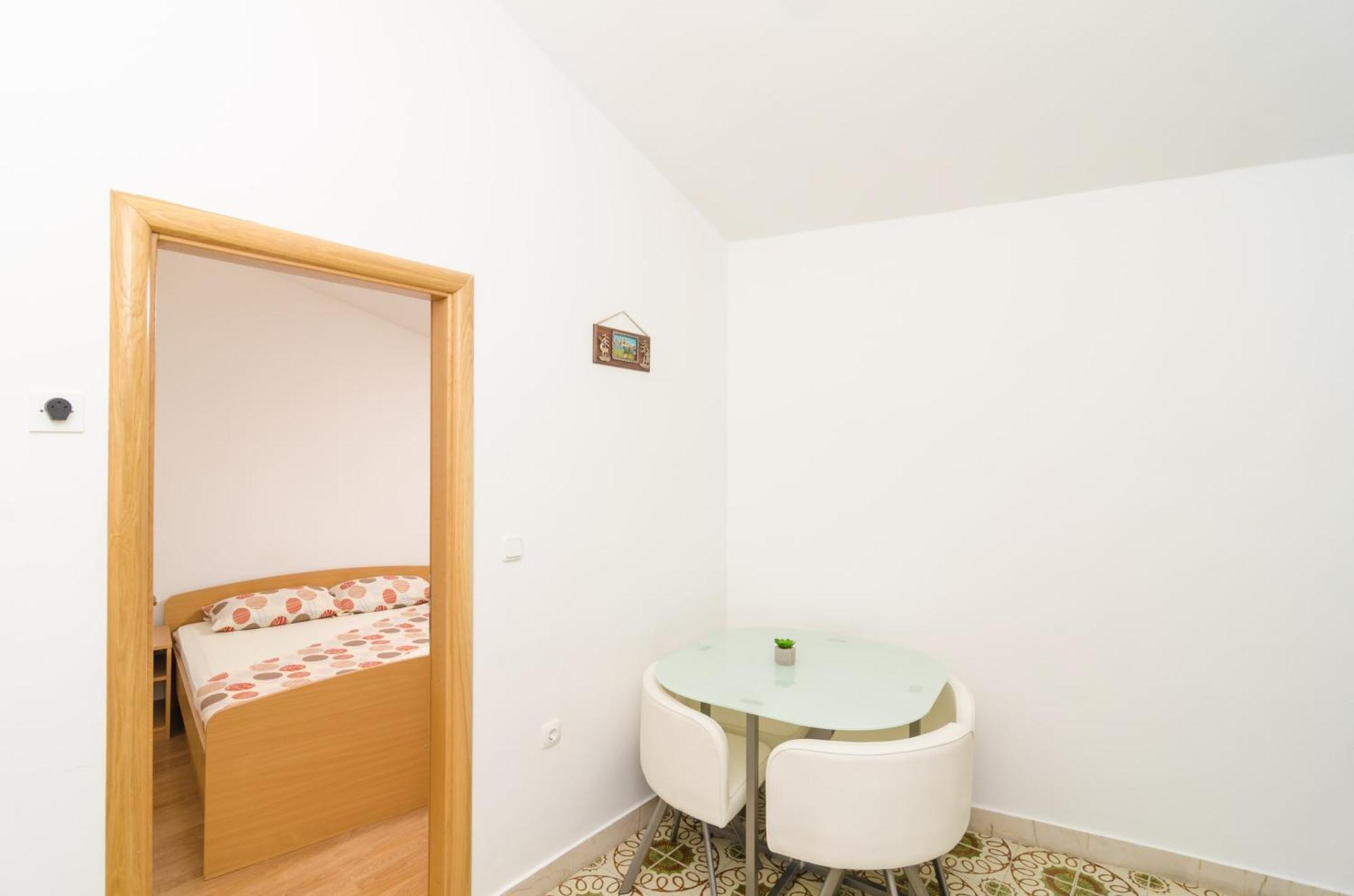 Rooms & Apartments Barisic Mlini Ruang foto