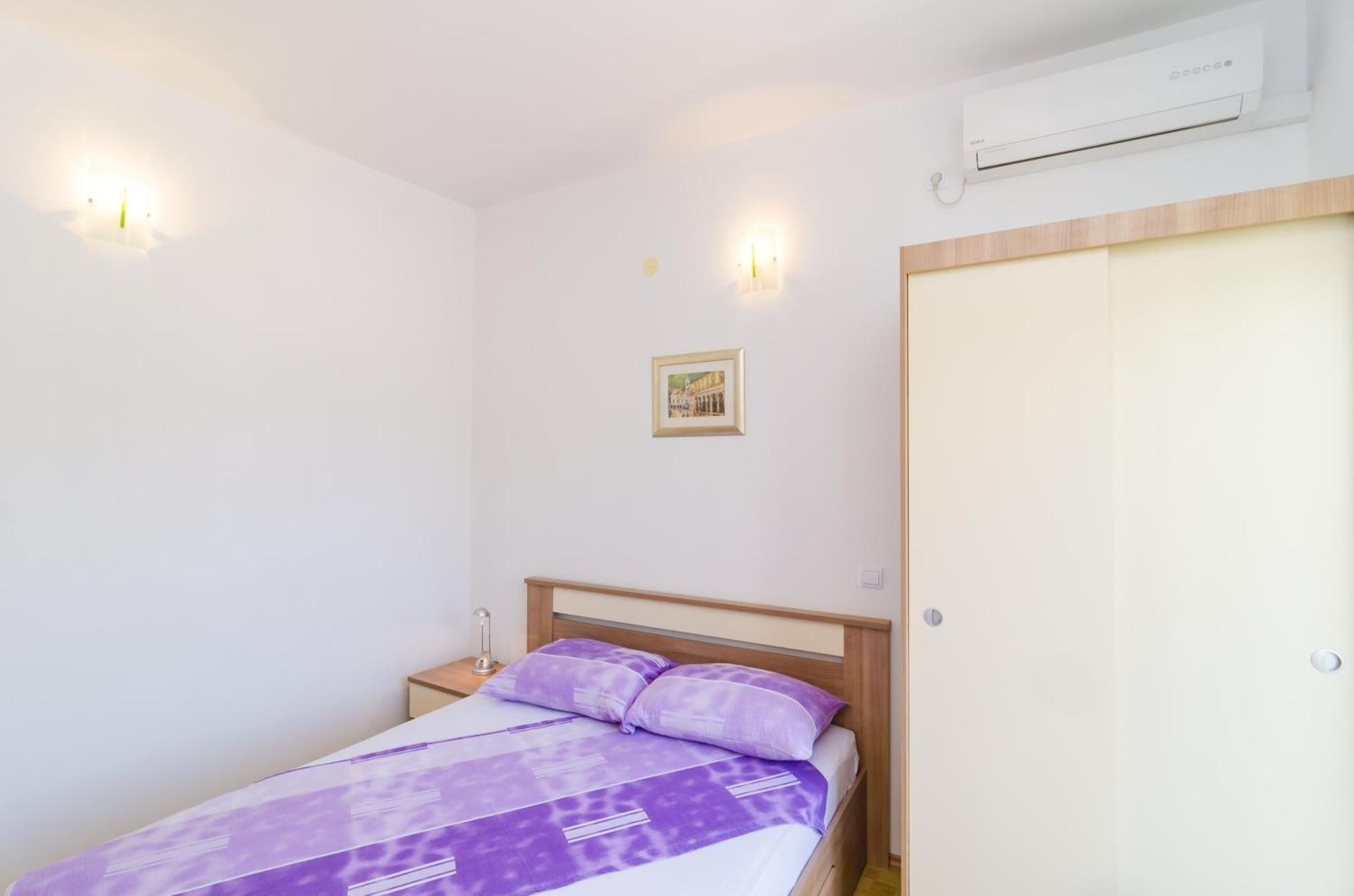 Rooms & Apartments Barisic Mlini Ruang foto