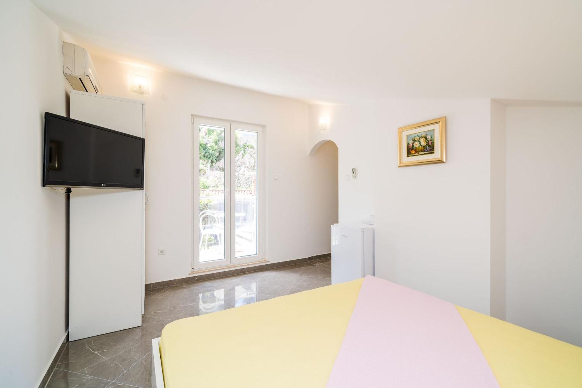Rooms & Apartments Barisic Mlini Ruang foto