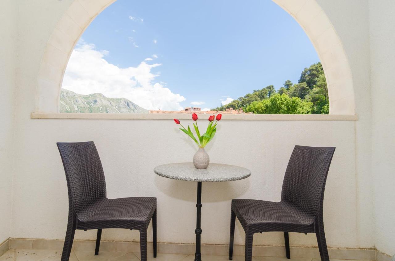 Rooms & Apartments Barisic Mlini Ruang foto